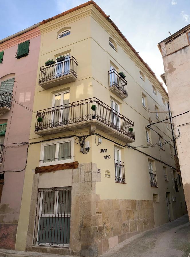 Apartaments Impro Mora d'Ebre Exteriör bild