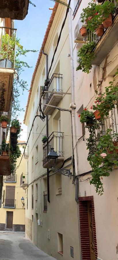 Apartaments Impro Mora d'Ebre Exteriör bild