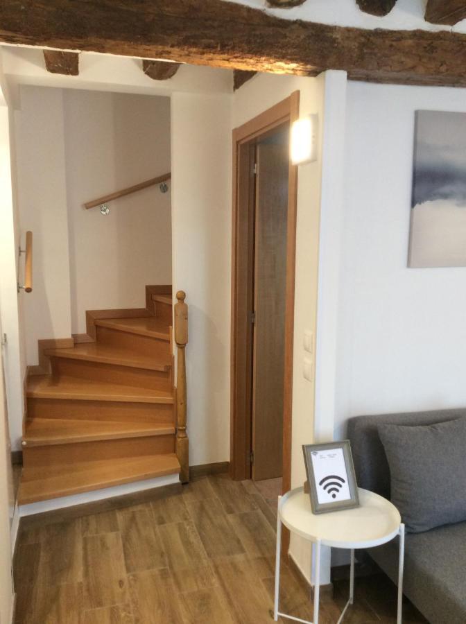 Apartaments Impro Mora d'Ebre Exteriör bild