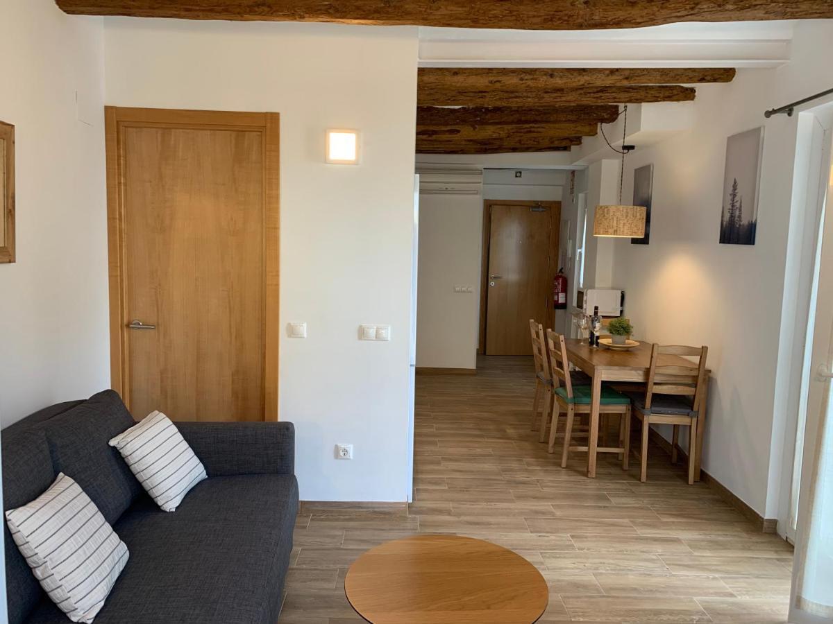 Apartaments Impro Mora d'Ebre Exteriör bild