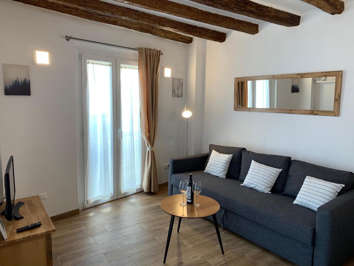 Apartaments Impro Mora d'Ebre Exteriör bild