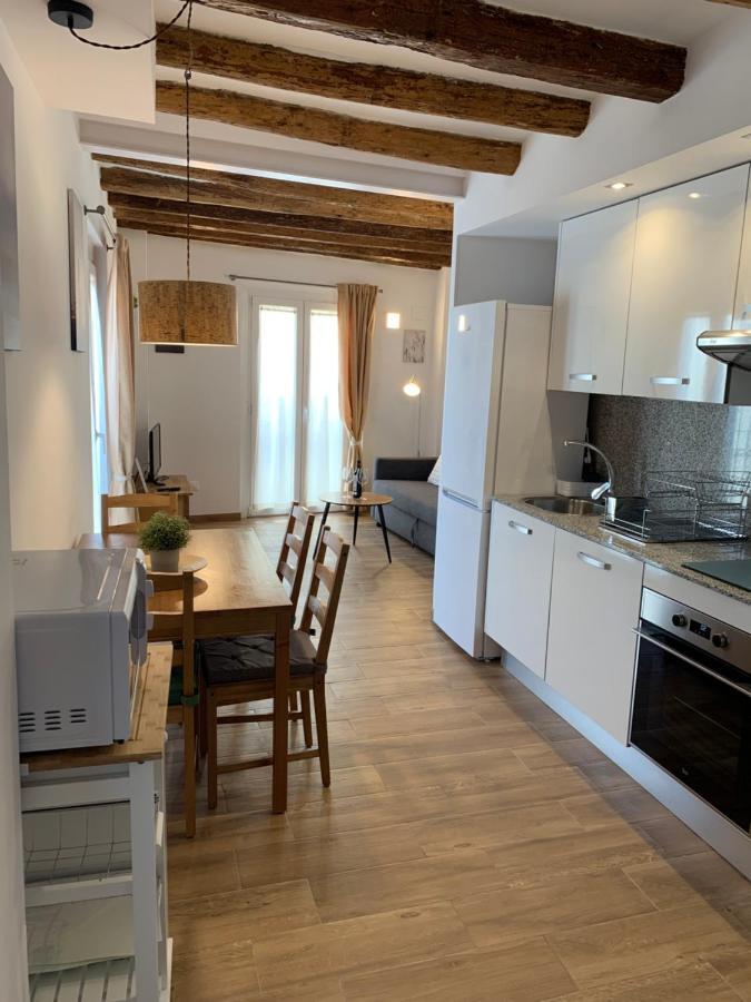 Apartaments Impro Mora d'Ebre Exteriör bild