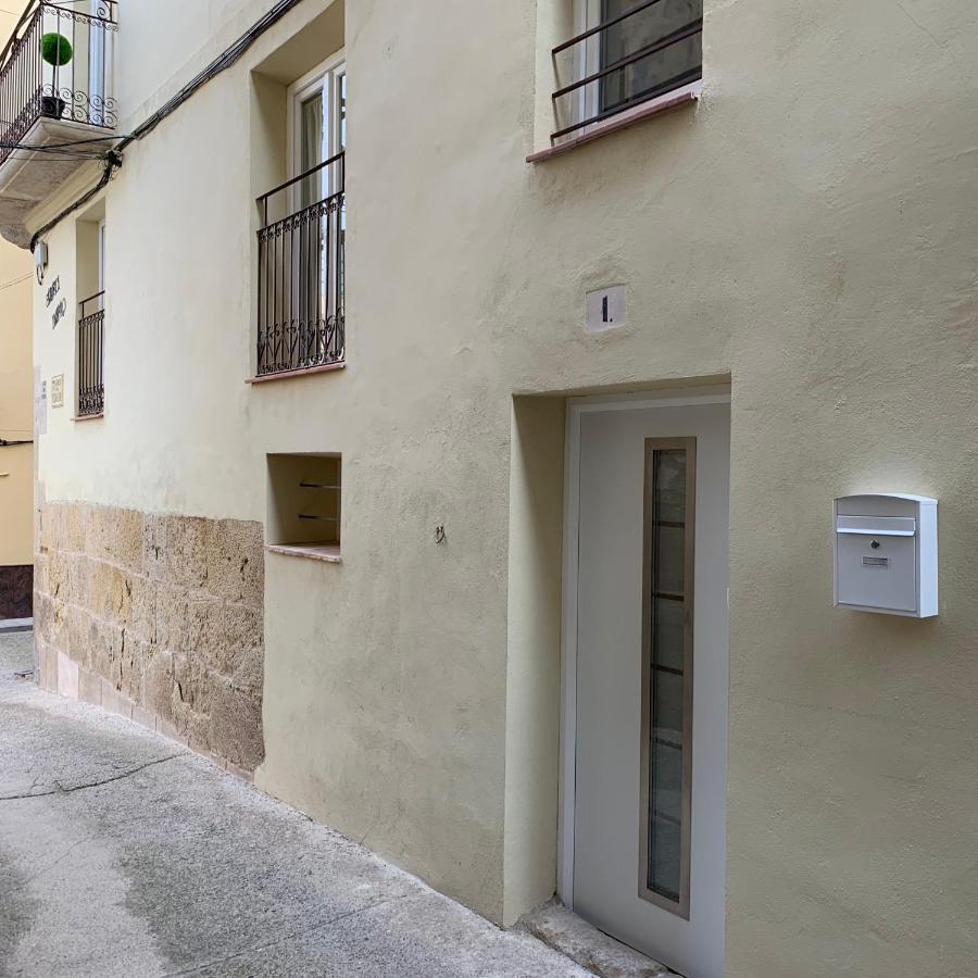 Apartaments Impro Mora d'Ebre Exteriör bild